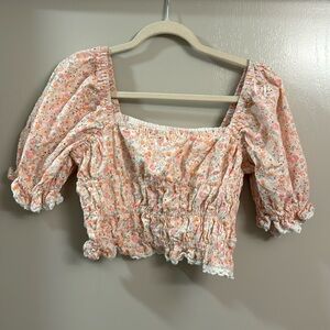 Women’s cropped floral blouse